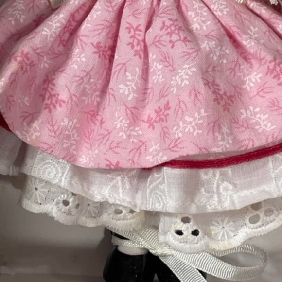 Rare Madame Alexander restrung 8" Wendy's Favorite Fairy Tales NIB/MIB. - Picture 4 of 7